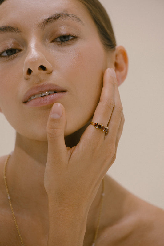 Fayén Teardrop Ring