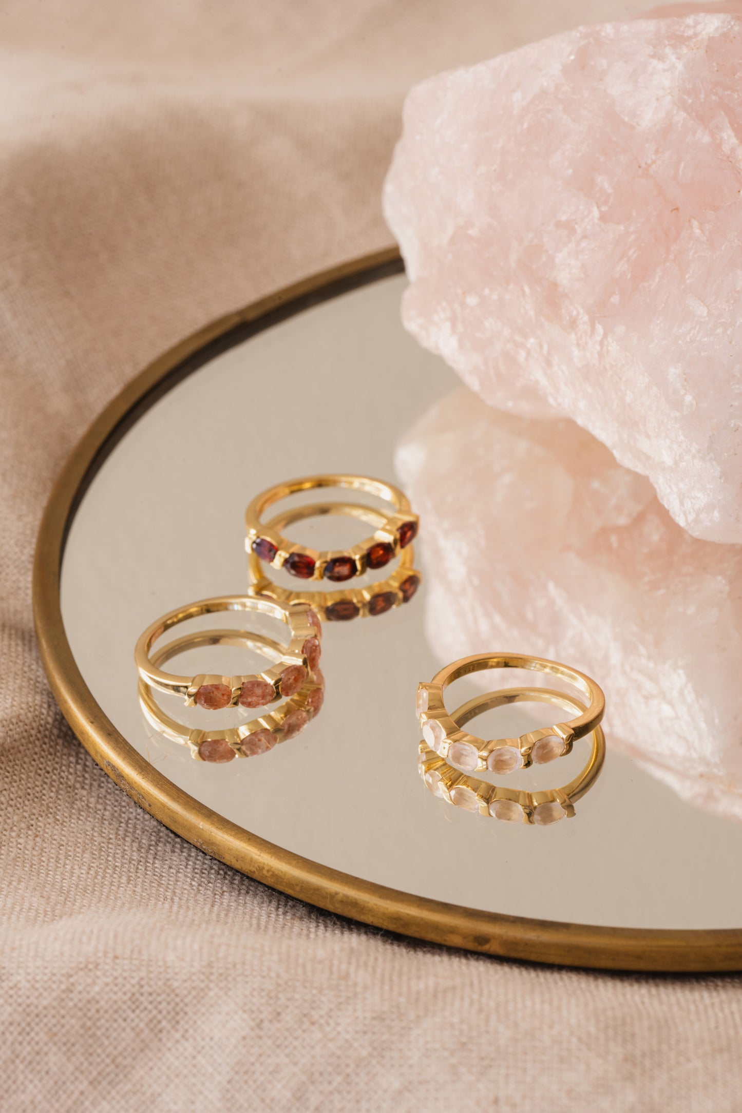 Amare Ring