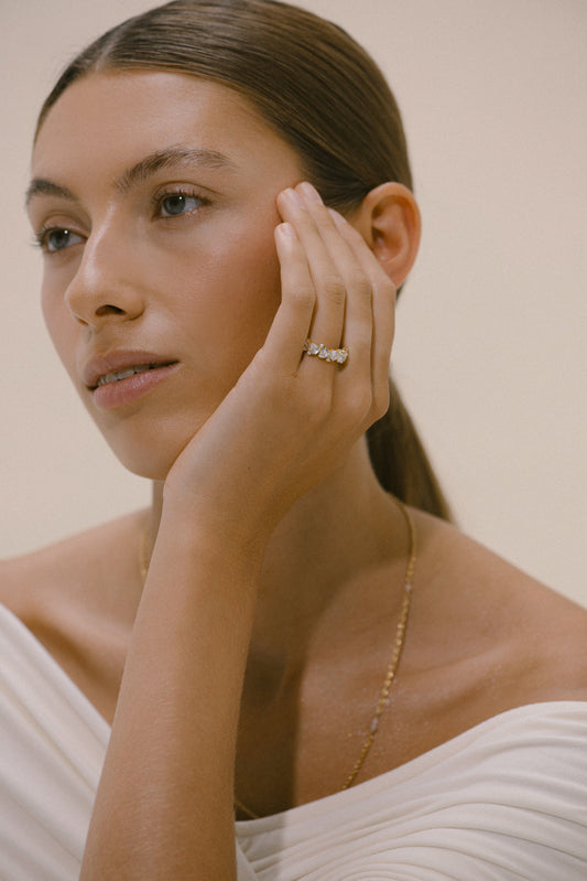Zayra Teardrop Ring