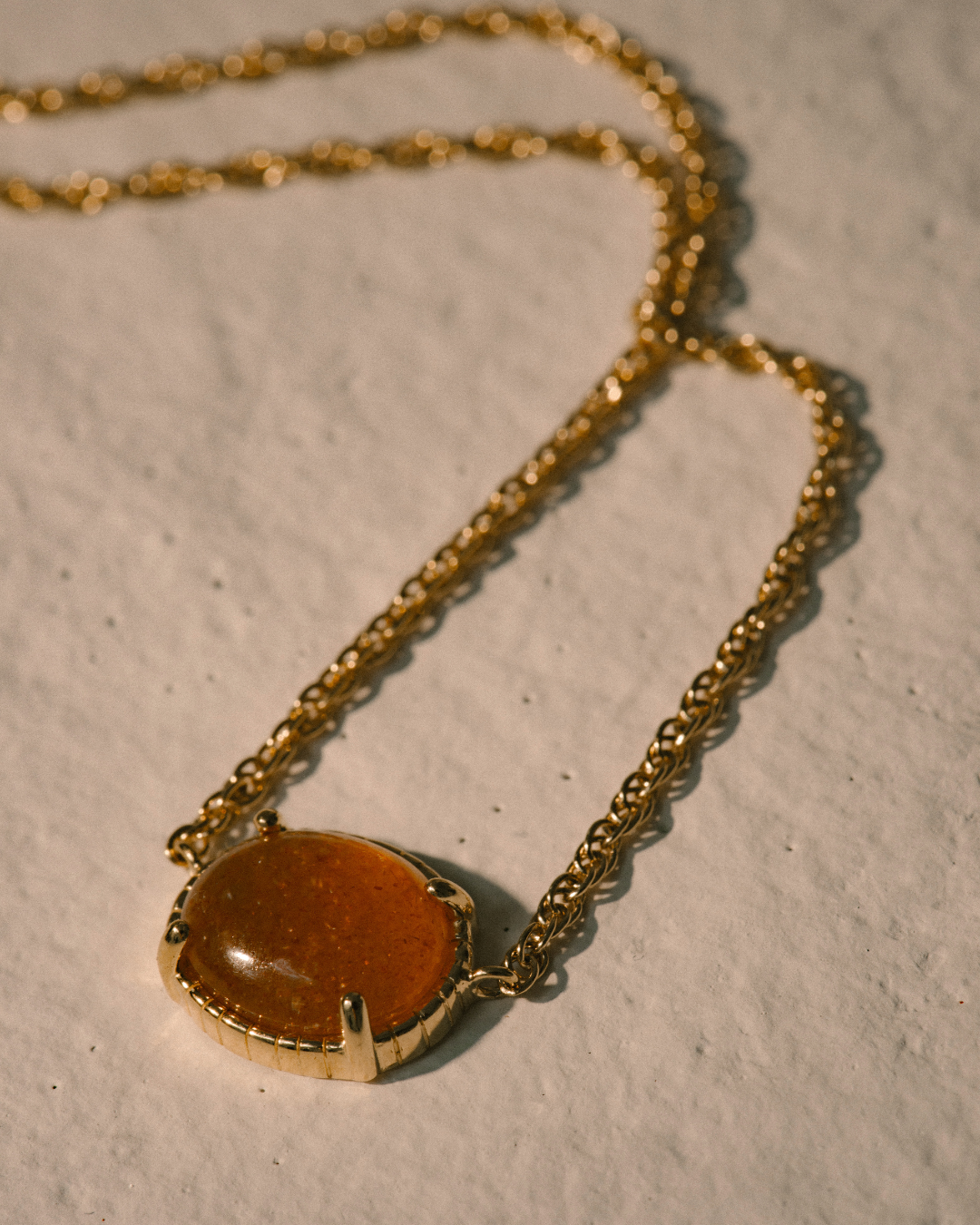 Élia Bezel Necklace